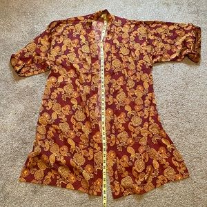 Treasure & Bond Kimono One Size Burgundy and Gold Duster